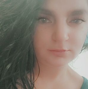 Meet your Posher, Ana